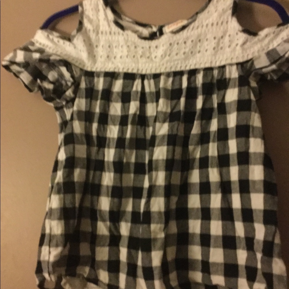 Flannel cold shoulder